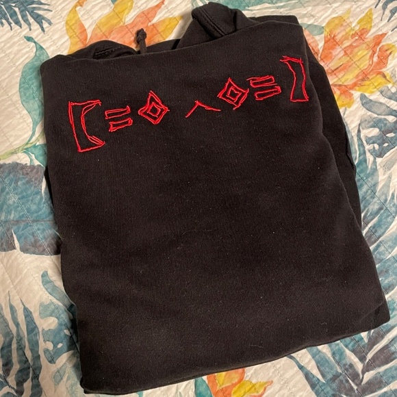 NEW Size M 2014 Porter Robinson Worlds Kaomoji Black Red EDM Hoodie Sweatshirt - Picture 1 of 1